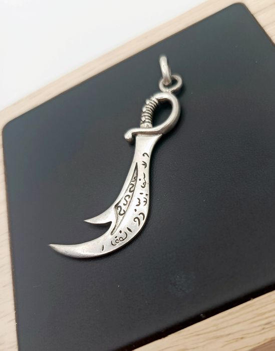 Srebrna Zawieszka Wisiorek Srebro Używane Vintage