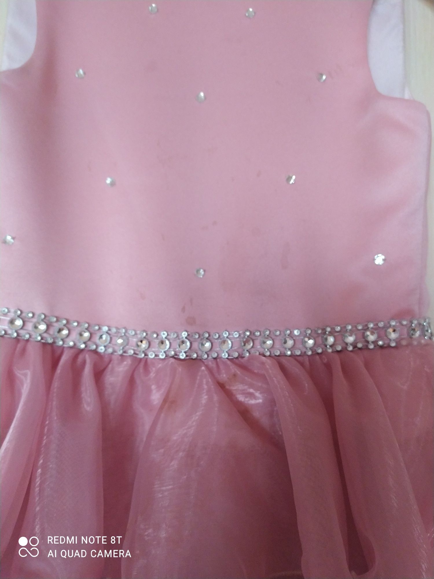 Pudrowo- różowa sukienka