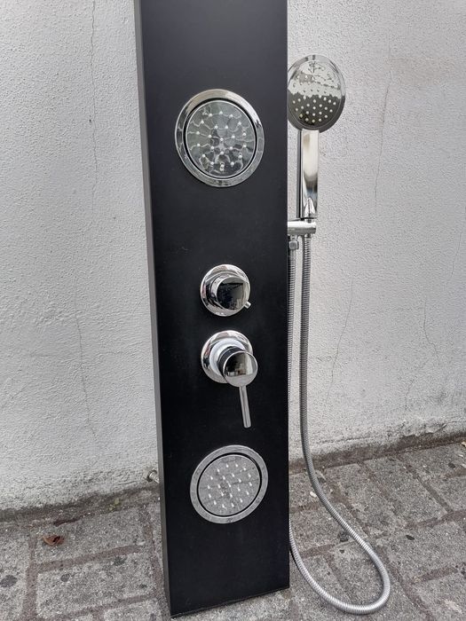 Coluna de duche em excelente estado