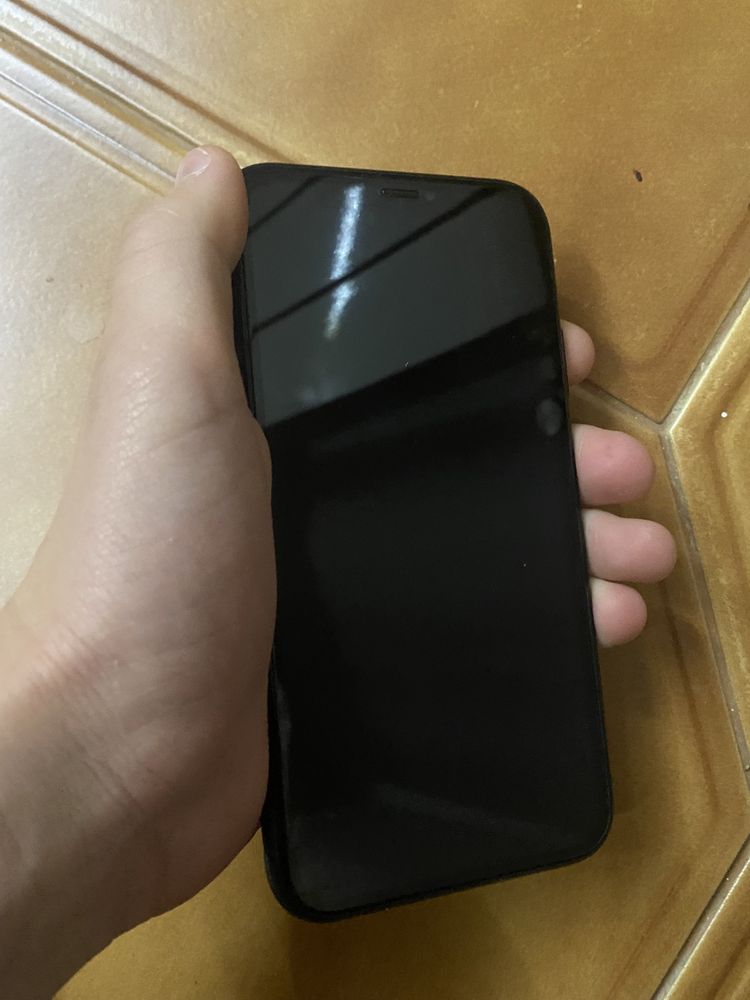 Iphone XR 64 gb. Dark