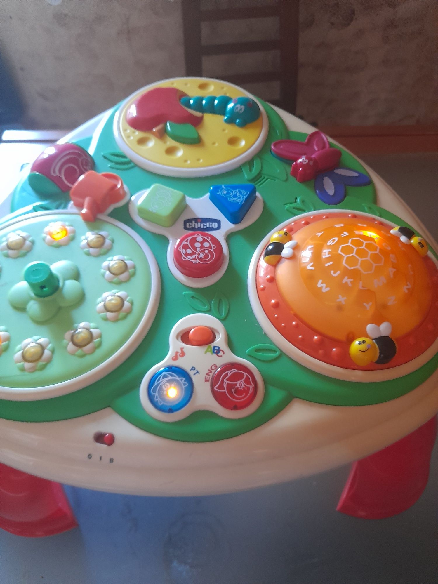 Bancada de actividades bebé Chicco