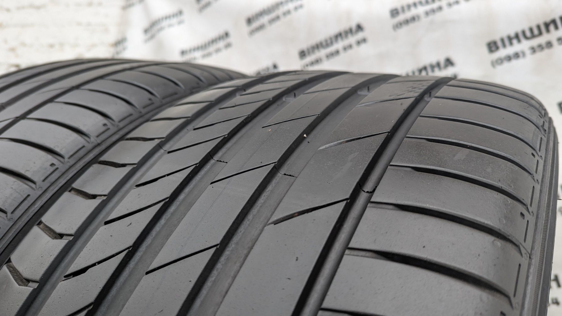 Шини 285/40 R 21 KUMHO Ecsta PS71. Літо пара. Колеса склад.