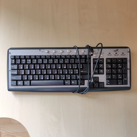 Темна клавіатура до ПК