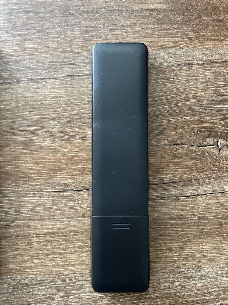 Nowy uniwersalny pilot do TV Philips BRC 884402 /01