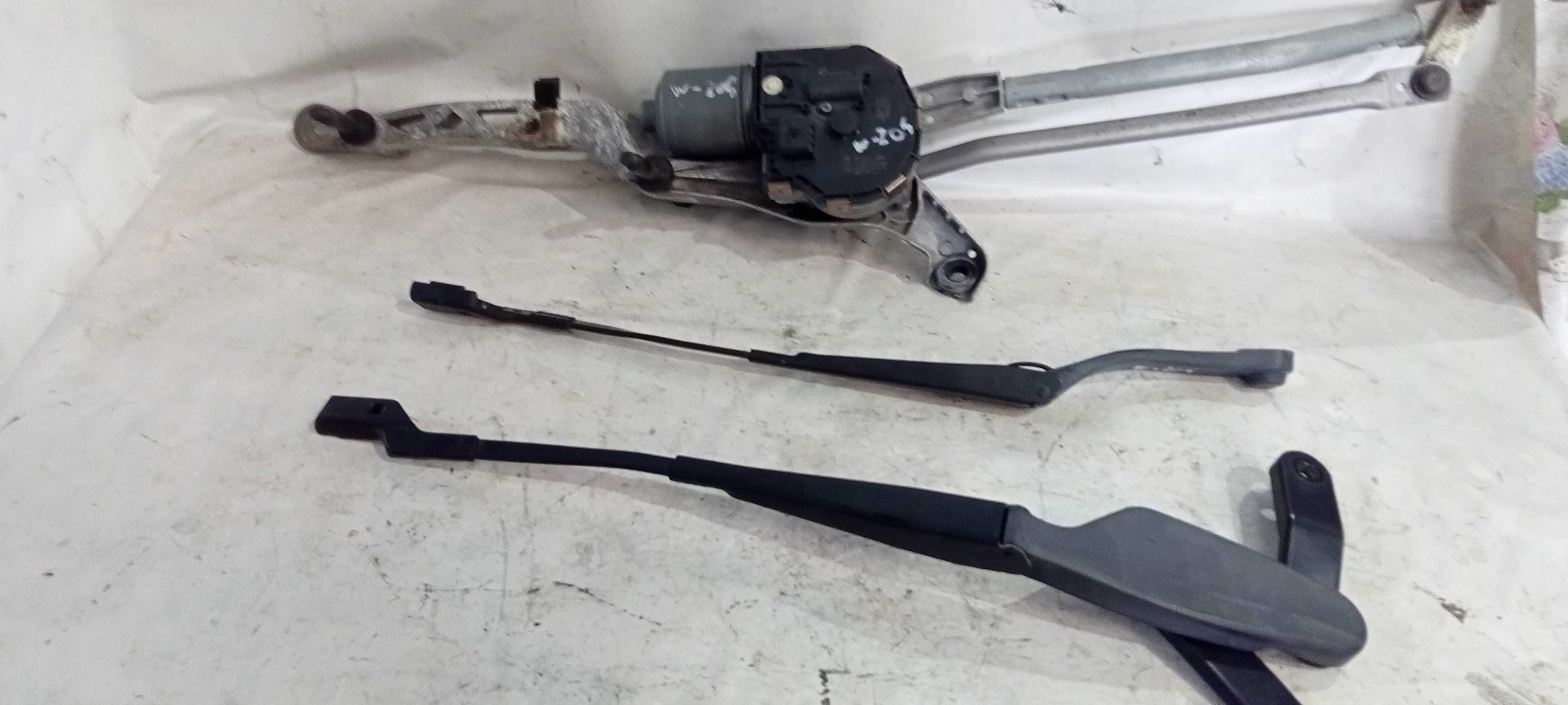 Motor limpa vidros frontal MERCEDES C W204