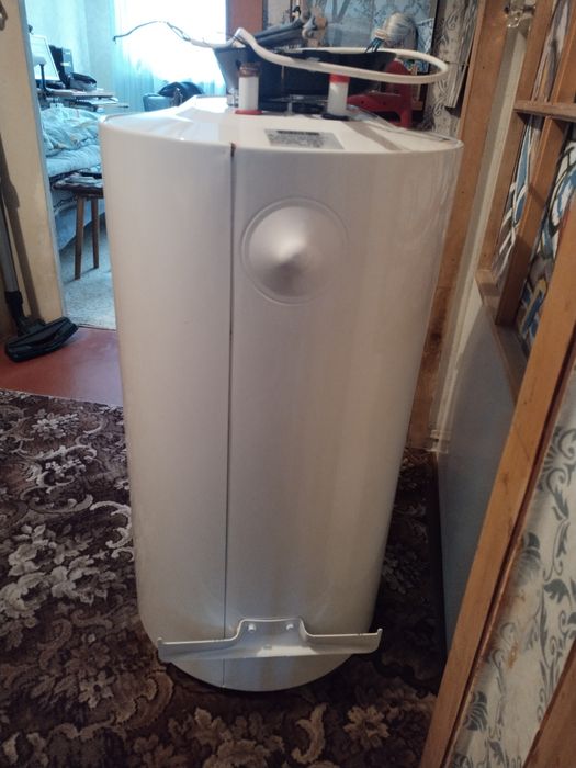 Водонагрівач Арістон