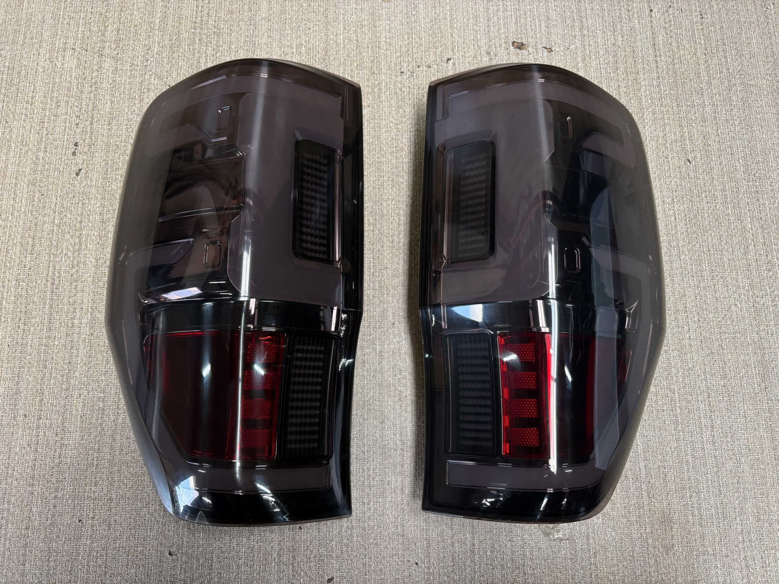lampy tylne ford ranger