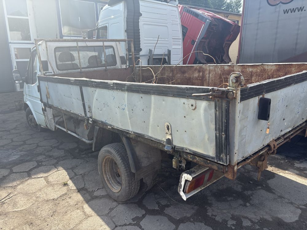 Wywrot bus zabudowa pompa hydrauliczna  z rama do wywrotu paka burty