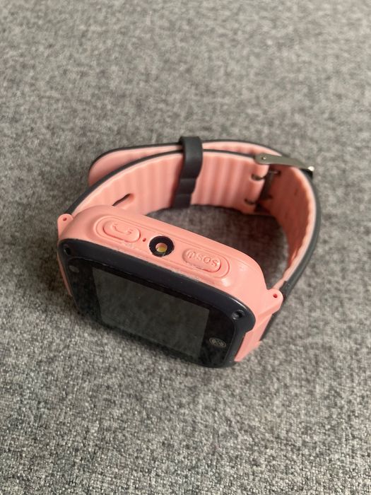 Smartwatch (różowy zegarek) dla dziewczynki