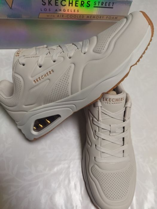 Снікерси  Skechers  41 р