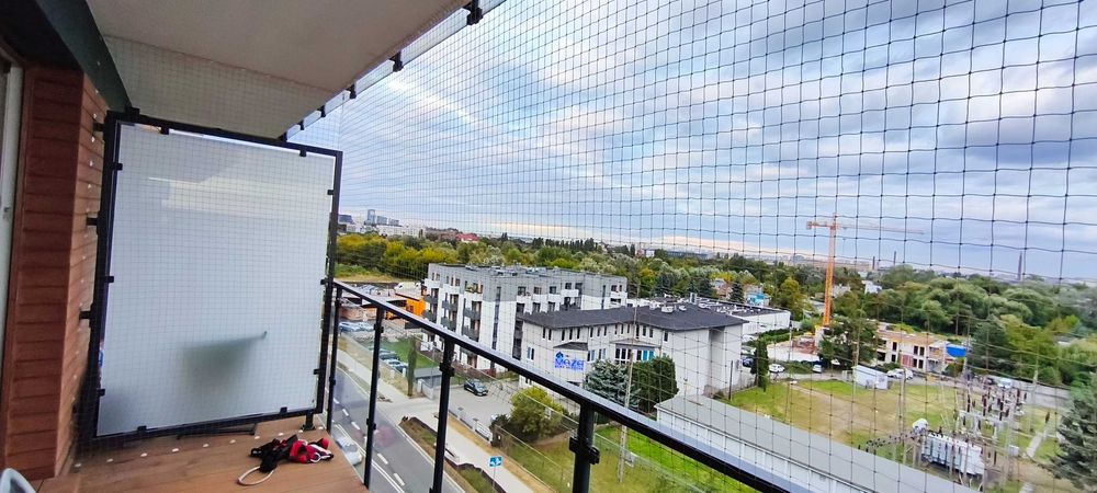 Siatka dla kota na balkon siatka przeciw ptakom montaż siatki Warszawa