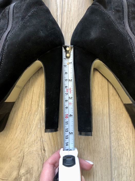 Замшеві ботфорти на підборах Antonio Biaggi