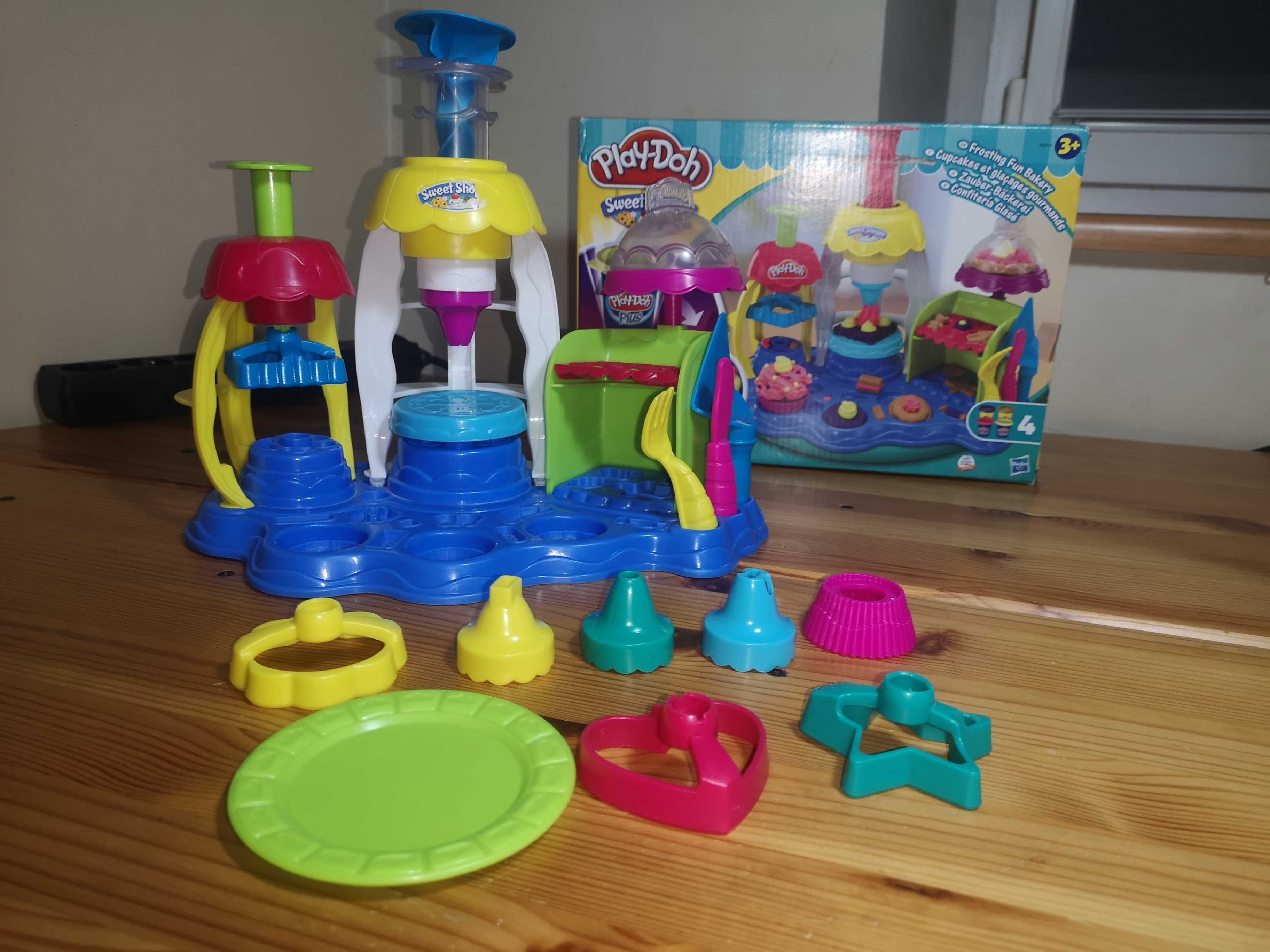 Play-Doh Sweet Shoppe ciastolina cukiernia kompletny karton