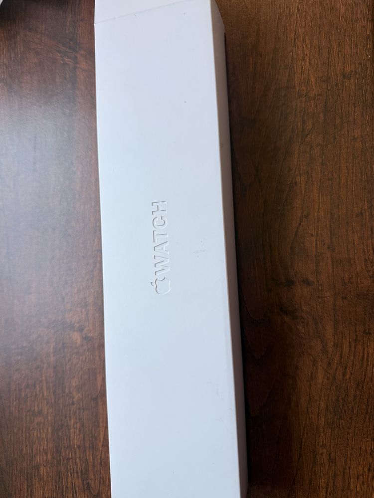 Zegarek  Apple watch series 8 45mm.