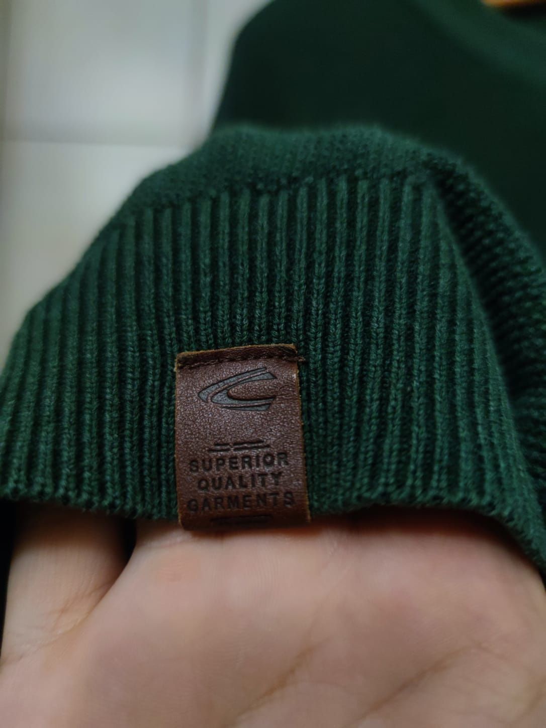 Sweter klasyczny męski L Camel Active zielony ciemny elegancki swetere