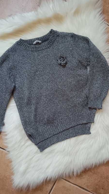 Srebrny sweter 104