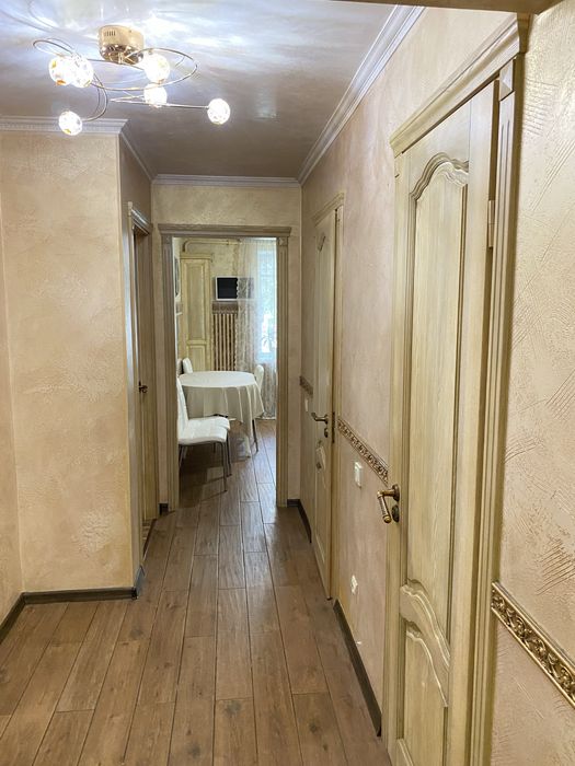 Продам 2х комнатную в районе СНАУ на Кондратьева