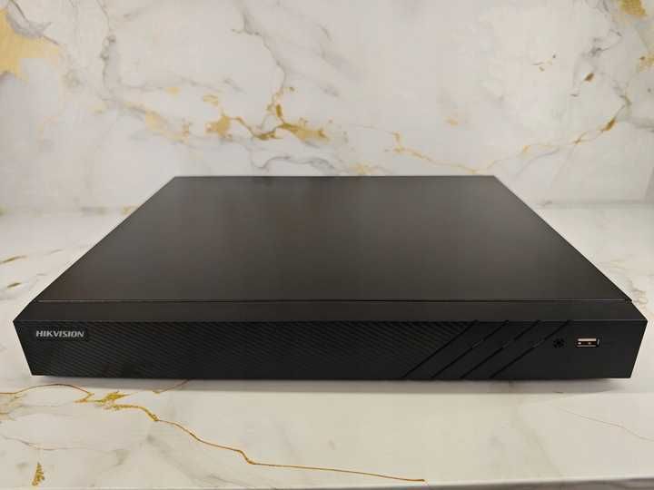 Rejestrator do kamer IP HIKVision DS-7800 NVR
