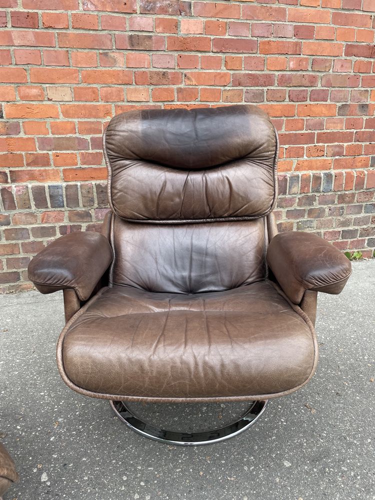 Fotel rozkładany z podnóżkiem marki Leolux, Holandia lata70/80 vintage