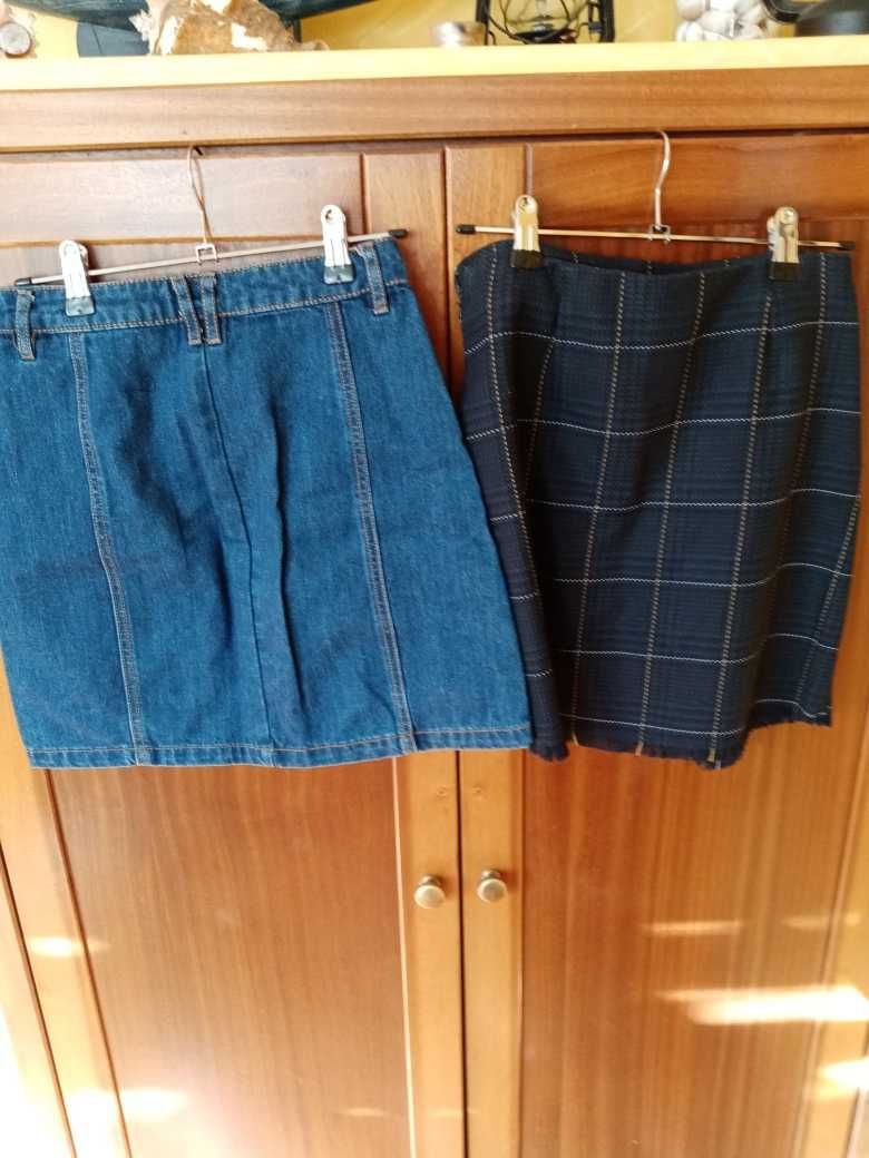 2 mini saias tamanho S