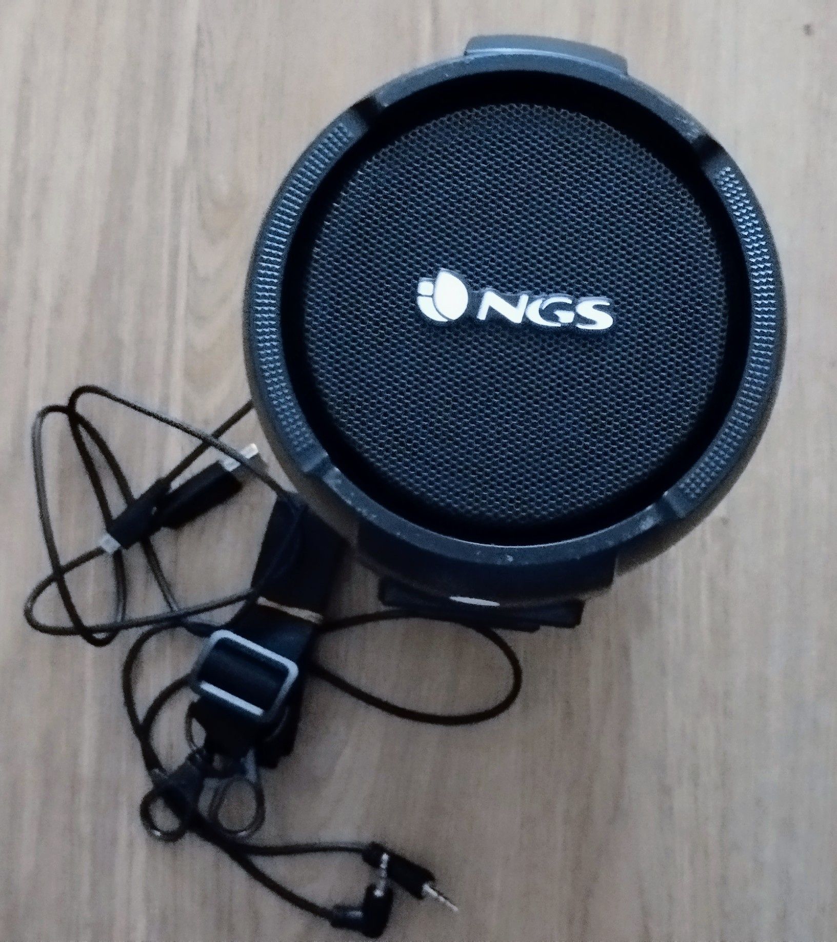 Coluna Bluetooth NGS Roller tempo (20W - Bluetooth - Preto)