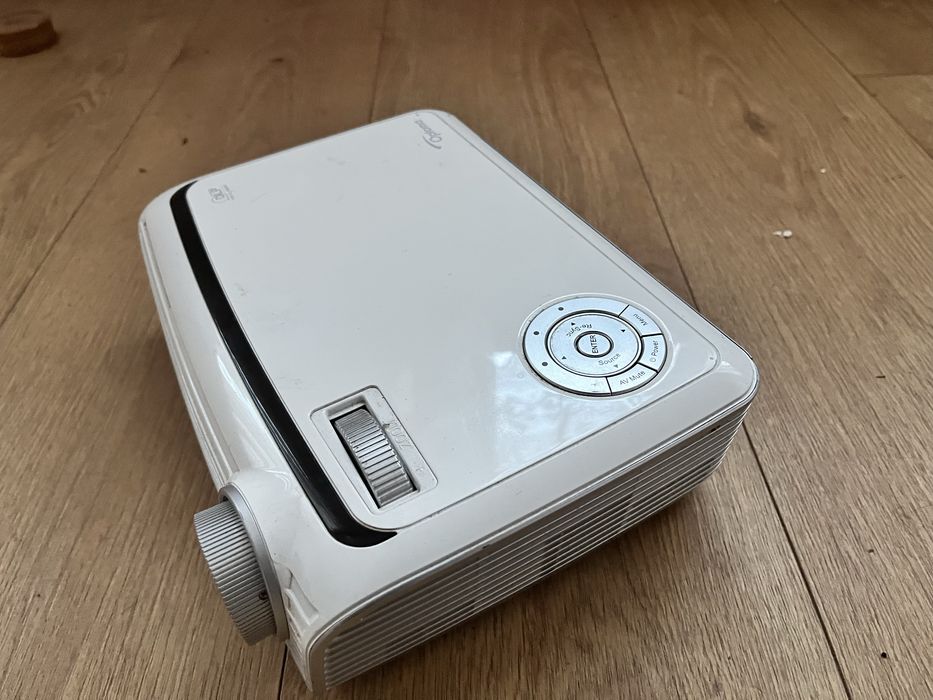 optoma hd65 projektor rzutnik