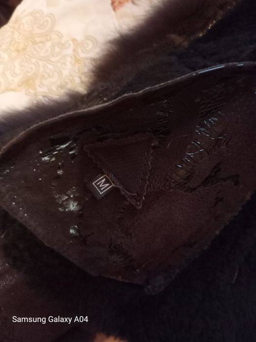 Продам шикарнейшую натуральную шубку для настоящей леди с мехом песца