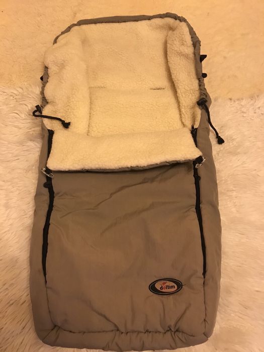 Продаж конверту на овчині.