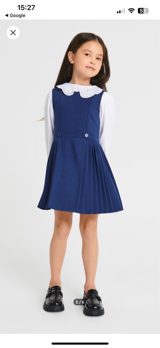 granatowa elegancka galowa sukienka Sinsay 134