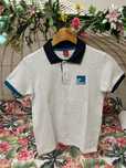 Polo elegante para rapaz