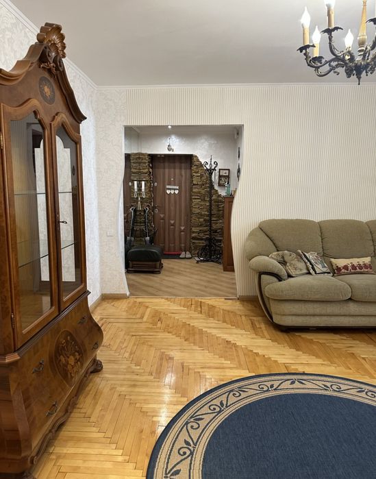 Актуально! 3-ая Бородинский,  район Амстор.