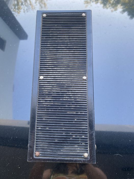 Pé de apoio para guitarrista