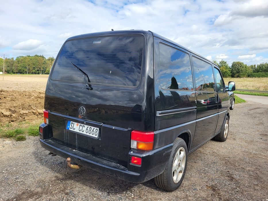 Multivan 2,5 tdi climatronic sprowadzony z niemiec