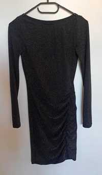 Czarna brokatowa sukienka z długim rękawem