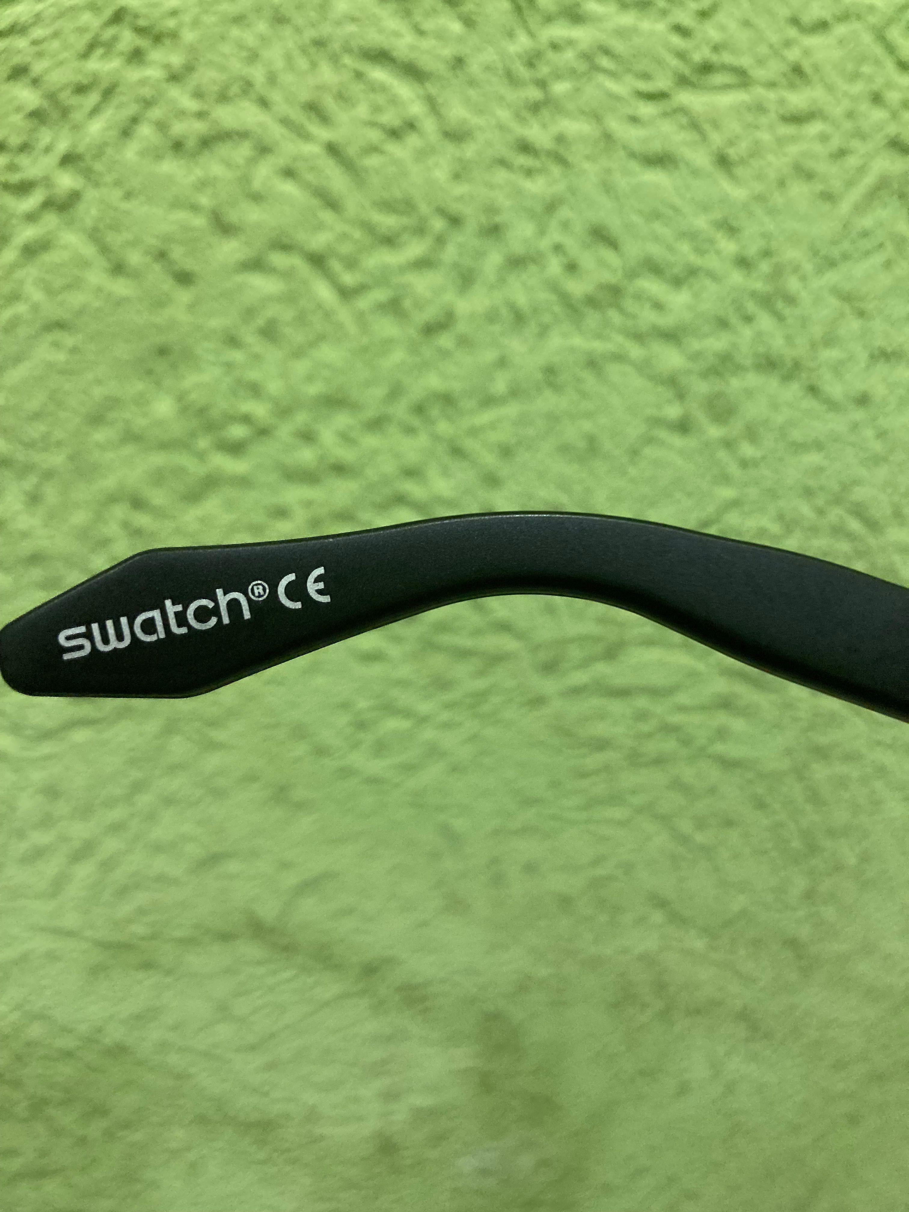 Солнцезащитные очки Swatch