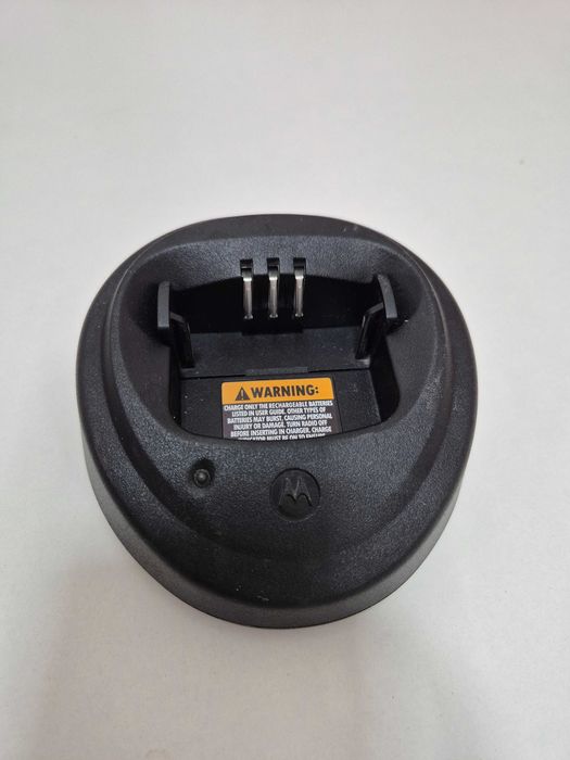 Motorola PMTN4034 зарядне ус-во для Motorola P040, P080