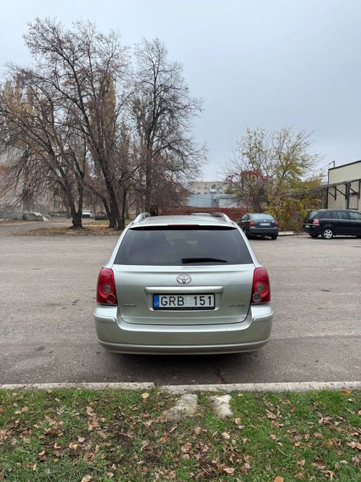 Toyota Avensis 2008р restayling 2,2d механіка 6ступка ідеальний стан