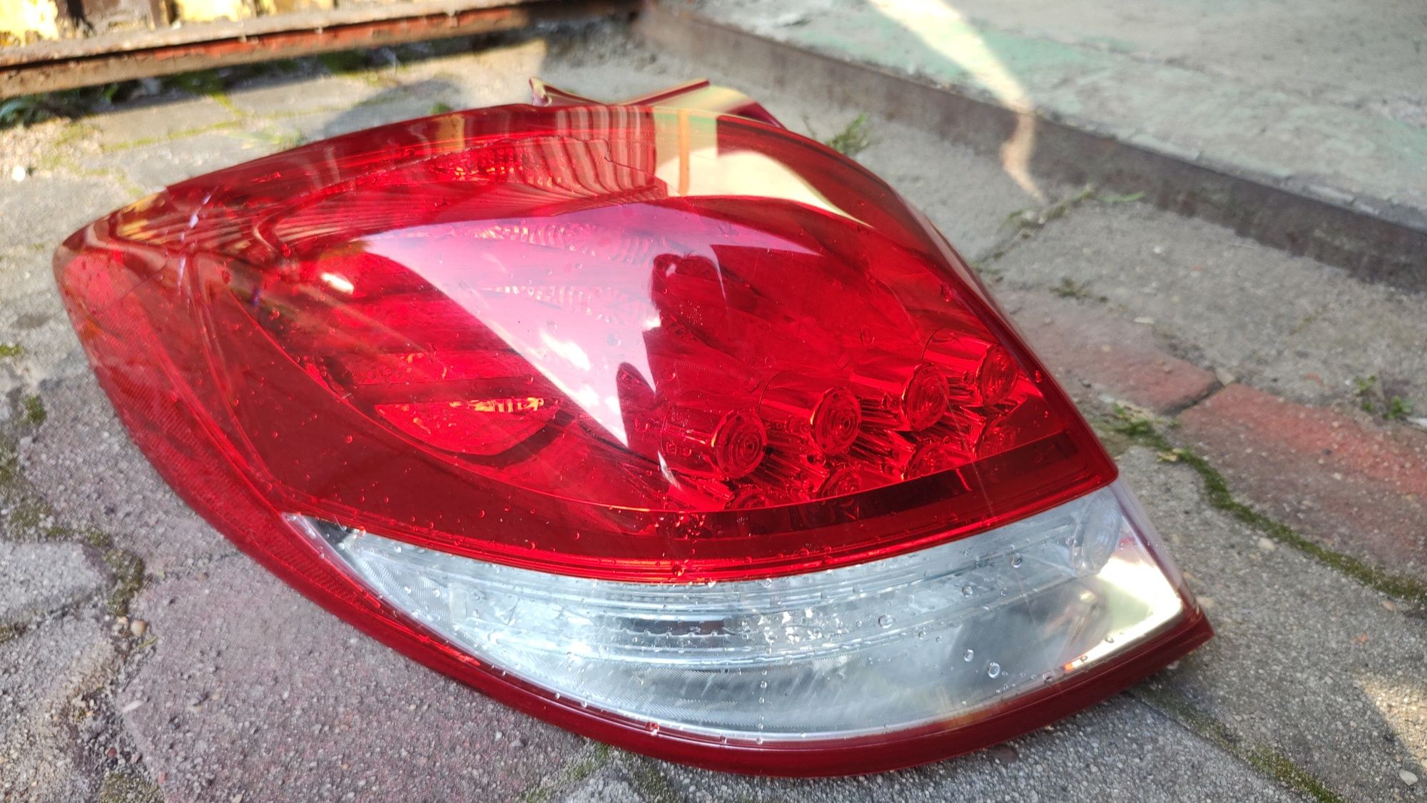 Lampa lewa tył Hyundai Veloster