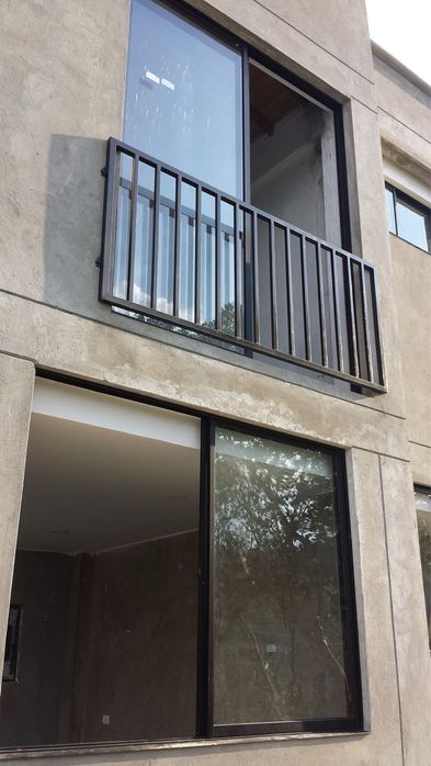 Balustrady wewnetrzne i zewnetrzne