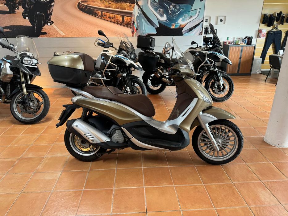 Piaggio Beverly