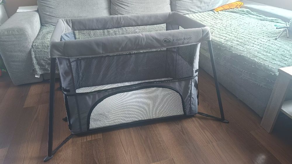 Łóżeczko turystyczne Kinderkraft szare