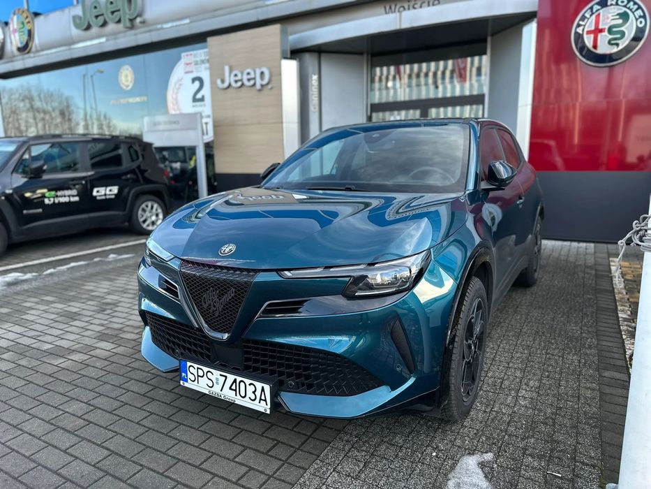 Alfa Romeo Junior Ibrida 1.2 136 KM MHEV 2025