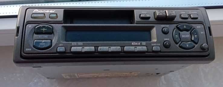 Radio samochodowe Pioneer z odtwarzaczem kaset magnetofonowych