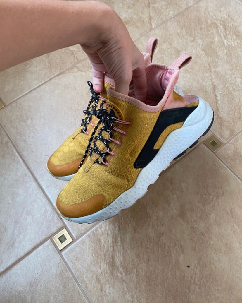 Nike huarache plaster miodu damskie żółte