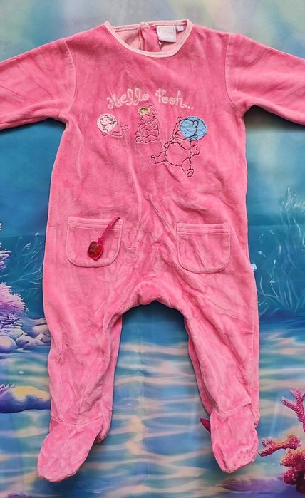 Disney Pajac Piżama Rampers Śpiochy z klapą na pupie r. 12mies