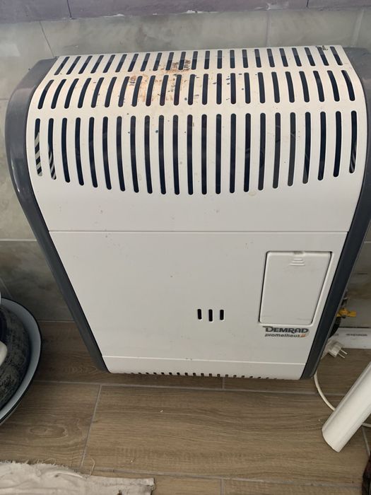 продається житловий будинок біля річки