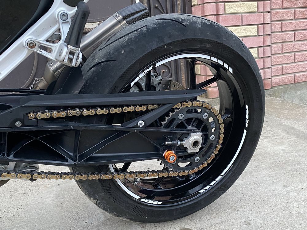 Продам KTM DUKE 690 2020 Рік!