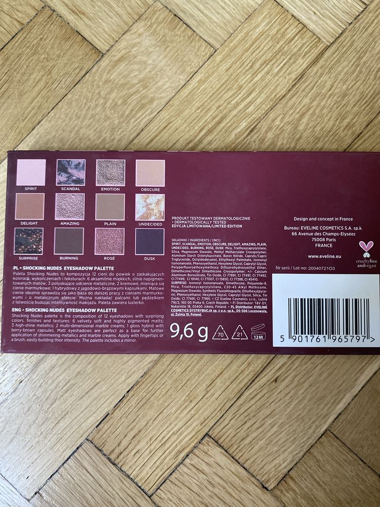 Paleta cieni Shocking Nudes Eveline Cosmetics