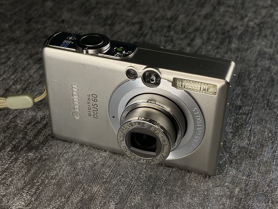 Canon IXUS 60 легендарна модель повний комплект