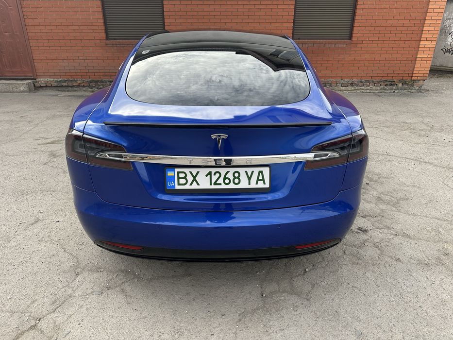 Автомобіль Tesla model s 2018р